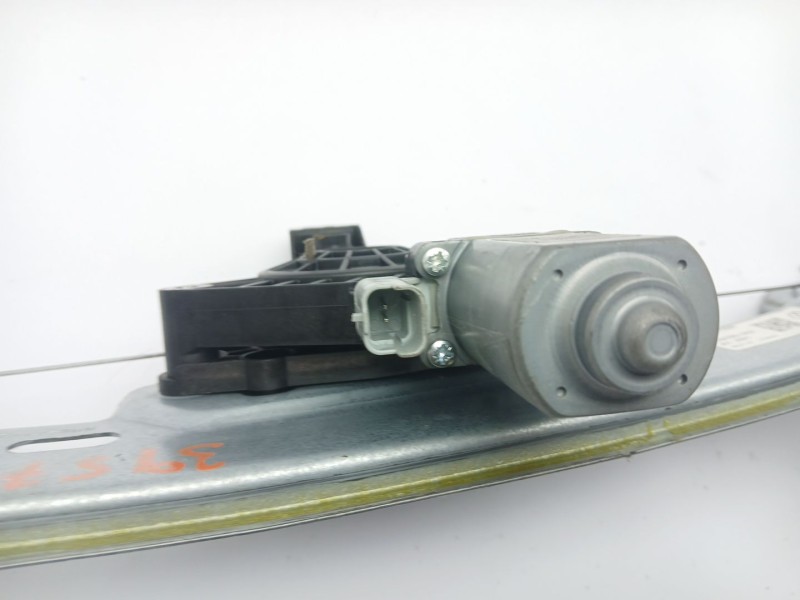 Recambio de elevalunas delantero derecho para renault kadjar (ha_, hl_) 1.6 dci 130 referencia OEM IAM 807209732R  