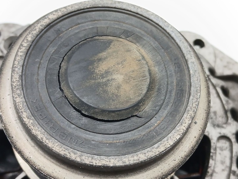 Recambio de alternador para opel astra j (p10) 1.7 cdti (68) referencia OEM IAM 13500186  