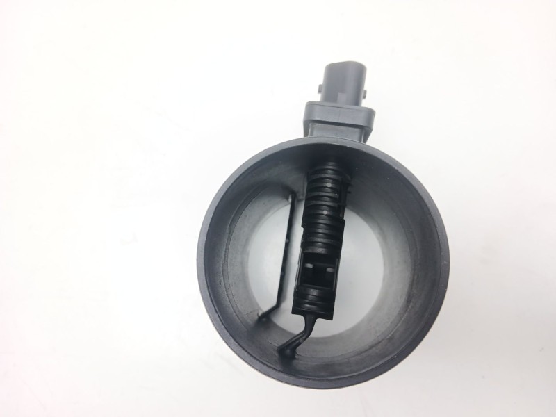 Recambio de caudalimetro para opel astra j (p10) 1.7 cdti (68) referencia OEM IAM 20951582  