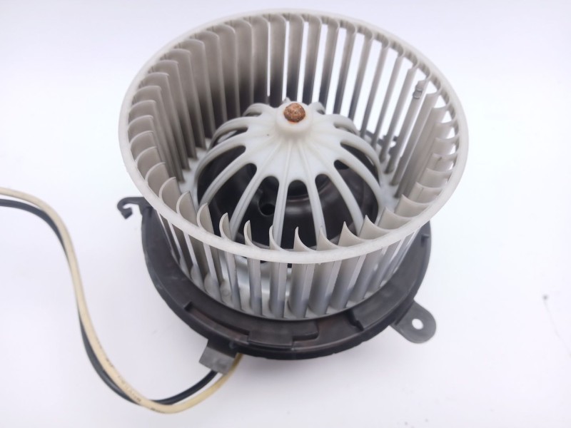 Recambio de motor calefaccion para opel astra j (p10) 1.7 cdti (68) referencia OEM IAM 25020140  