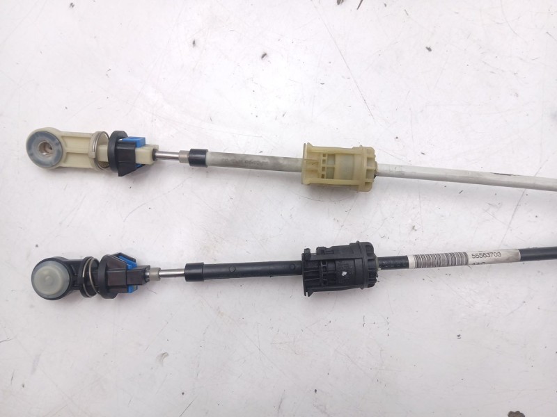 Recambio de varillaje cambio para opel astra j (p10) 1.7 cdti (68) referencia OEM IAM 55563703  