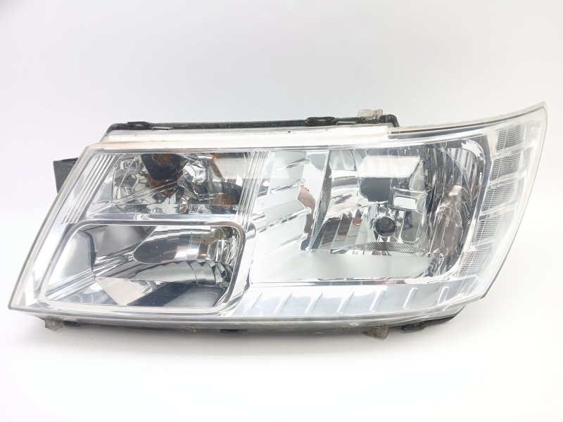 Recambio de faro izquierdo para fiat freemont (345_) 2.0 jtd referencia OEM IAM 05067789AD  