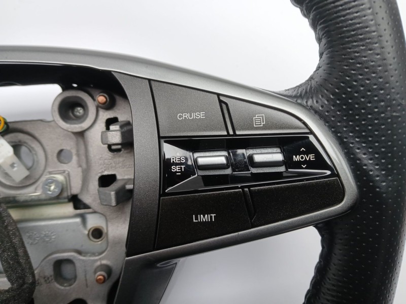 Recambio de volante para ssangyong korando (c300) 1.5 referencia OEM IAM 8916037060  4610037110