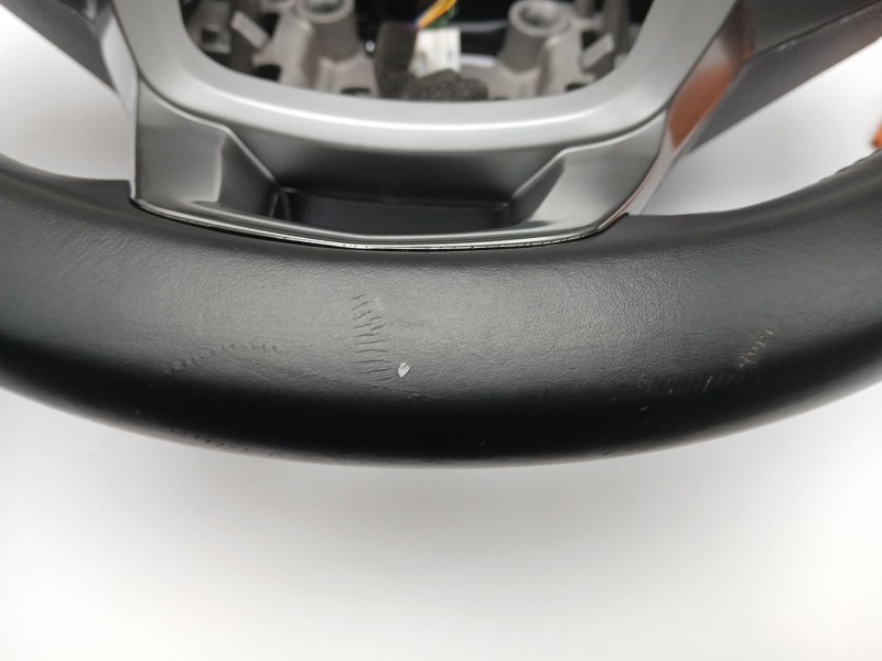 Recambio de volante para ssangyong korando (c300) 1.5 referencia OEM IAM 8916037060  4610037110