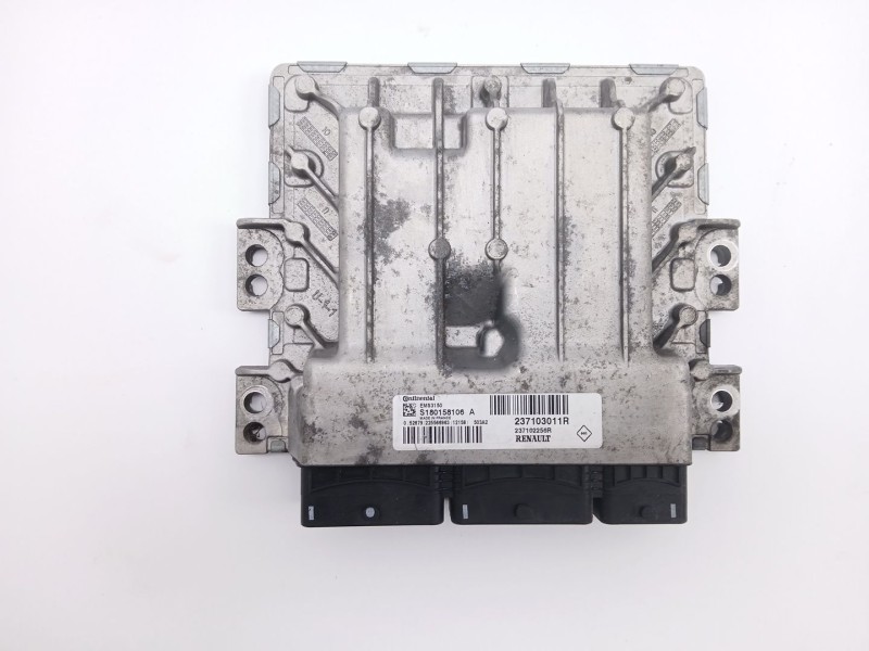 Recambio de centralita motor uce para renault megane iii hatchback (bz0/1_, b3_) 1.2 tce (bz2b, bz11) referencia OEM IAM 2371030