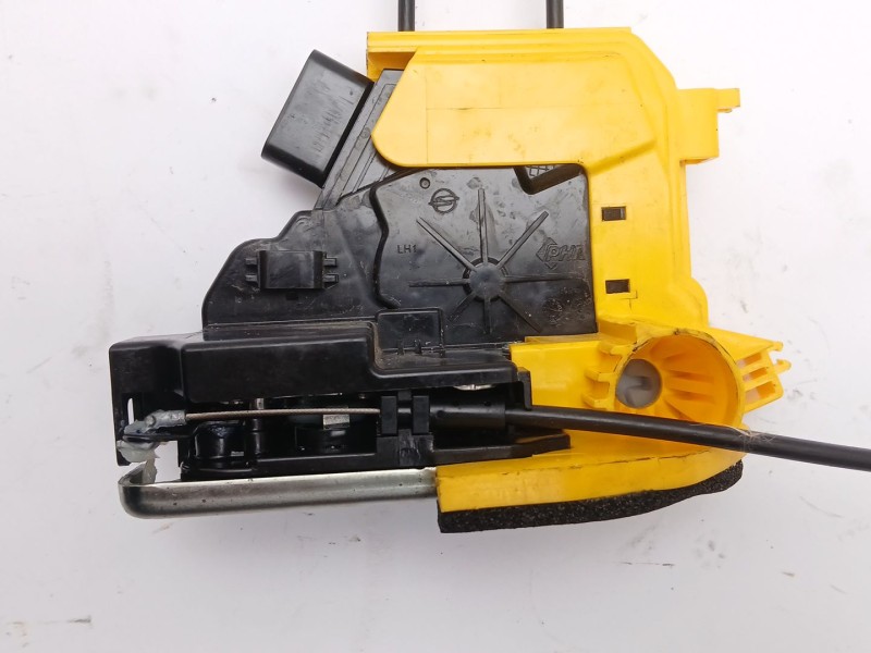 Recambio de cerradura puerta delantera izquierda para ssangyong korando (c300) 1.5 referencia OEM IAM 7121037000  