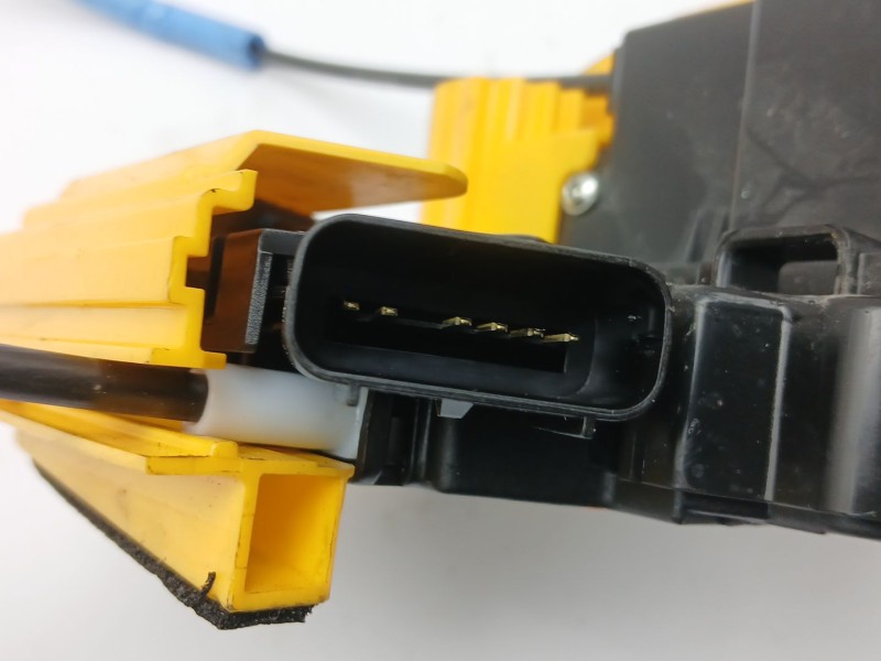 Recambio de cerradura puerta delantera izquierda para ssangyong korando (c300) 1.5 referencia OEM IAM 7121037000  