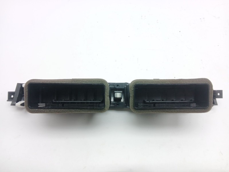 Recambio de rejilla aireadora para ssangyong korando (c300) 1.5 referencia OEM IAM 20210311  H2LT