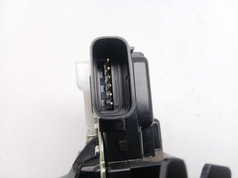 Recambio de cerradura maletero / porton para ssangyong korando (c300) 1.5 referencia OEM IAM 1374200100  