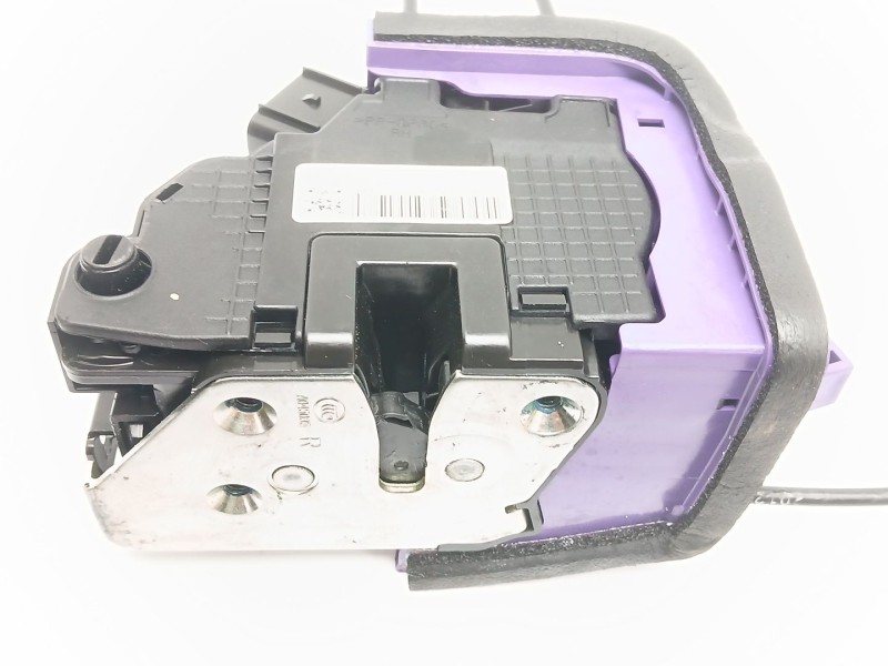 Recambio de cerradura puerta trasera derecha para ssangyong korando (c300) 1.5 referencia OEM IAM 7132037000  