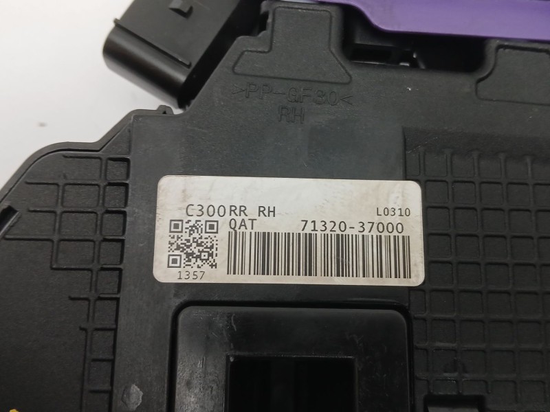 Recambio de cerradura puerta trasera derecha para ssangyong korando (c300) 1.5 referencia OEM IAM 7132037000  