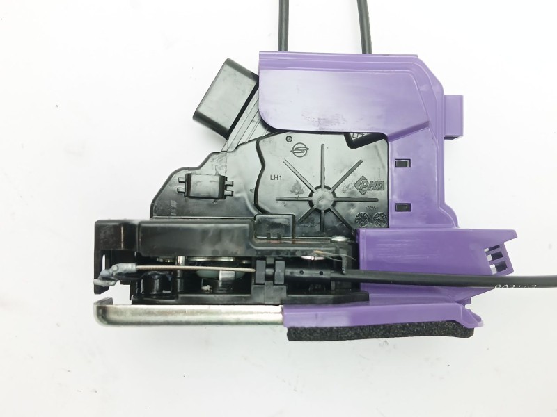 Recambio de cerradura puerta trasera izquierda para ssangyong korando (c300) 1.5 referencia OEM IAM 7131037000  