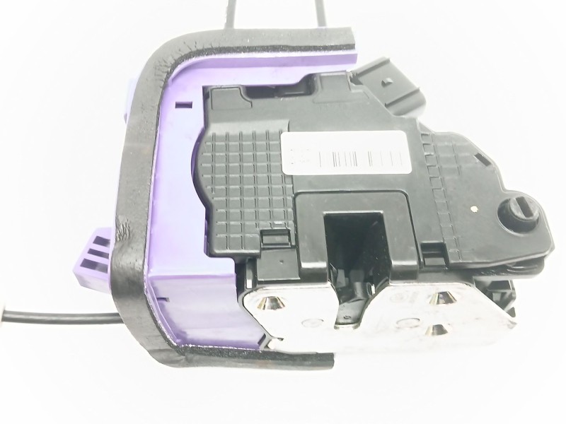 Recambio de cerradura puerta trasera izquierda para ssangyong korando (c300) 1.5 referencia OEM IAM 7131037000  