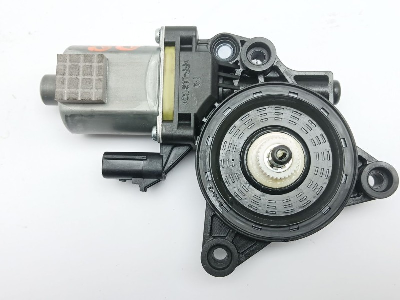 Recambio de motor elevalunas delantero derecho para ssangyong korando (c300) 1.5 referencia OEM IAM 82460C3M10  