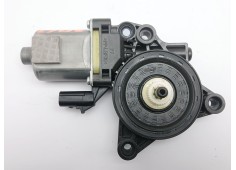 Recambio de motor elevalunas trasero derecho para ssangyong korando (c300) 1.5 referencia OEM IAM 82460C3M10   2