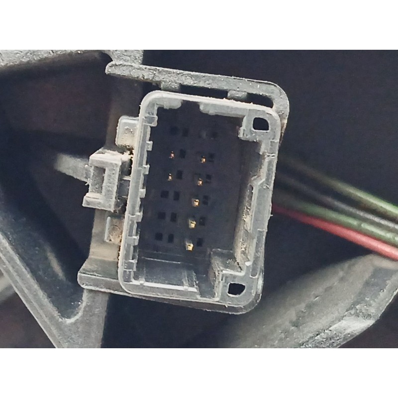 Recambio de retrovisor derecho para renault megane iii hatchback (bz0/1_, b3_) 1.2 tce (bz2b, bz11) referencia OEM IAM 963010191