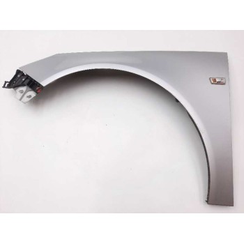 ALETA DELANTERA IZQUIERDA 6102365 