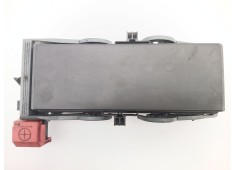 Recambio de caja reles / fusibles para fiat freemont (345_) 2.0 jtd referencia OEM IAM 68143318AF   2