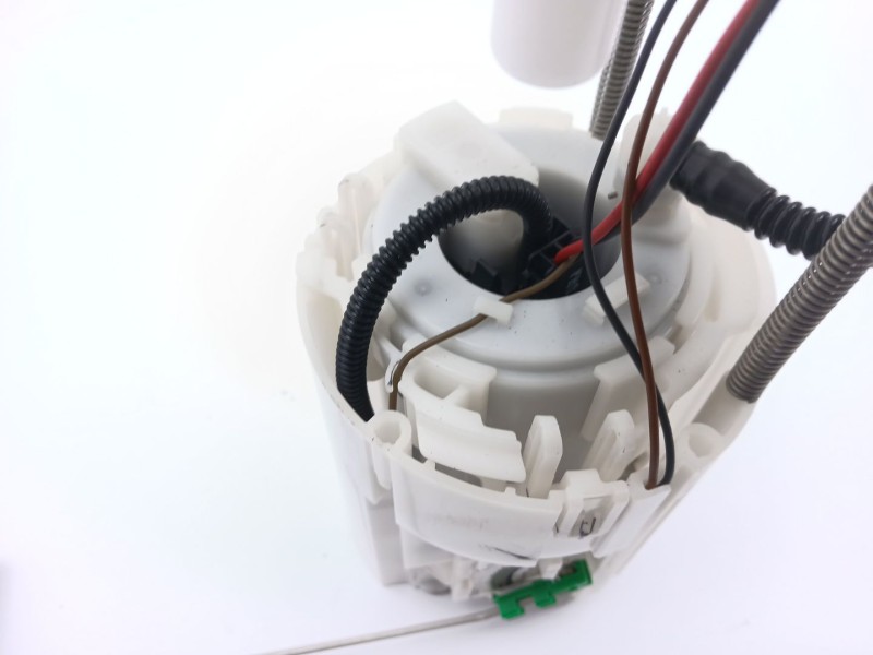 Recambio de bomba combustible para ssangyong korando (c300) 1.5 referencia OEM IAM 2230037300  