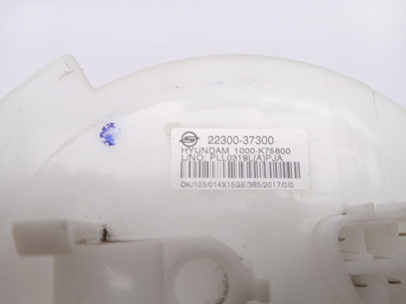 Recambio de bomba combustible para ssangyong korando (c300) 1.5 referencia OEM IAM 2230037300  