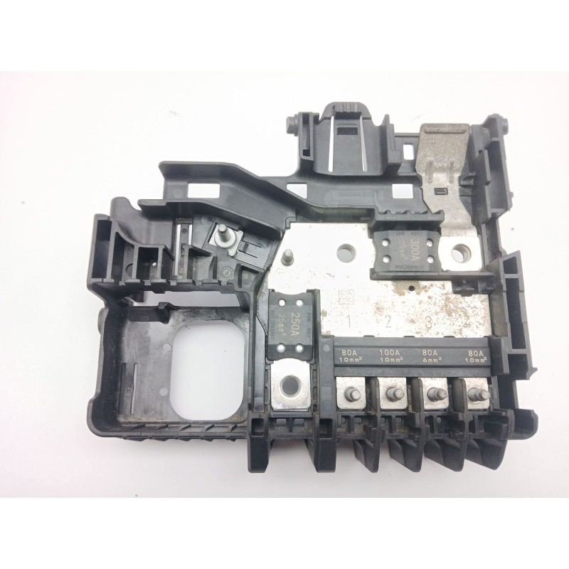 Recambio de caja reles / fusibles para opel corsa e (x15) 1.3 cdti (08, 68) referencia OEM IAM 13491092  