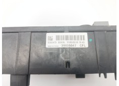 Recambio de caja reles / fusibles para opel corsa e (x15) 1.3 cdti (08, 68) referencia OEM IAM 39036047   2
