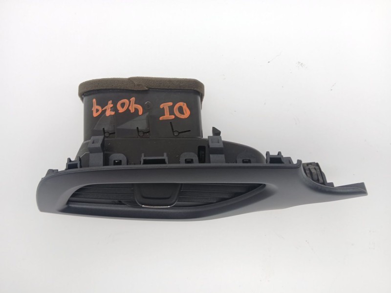 Recambio de rejilla aireadora para opel corsa e (x15) 1.3 cdti (08, 68) referencia OEM IAM 13377947  