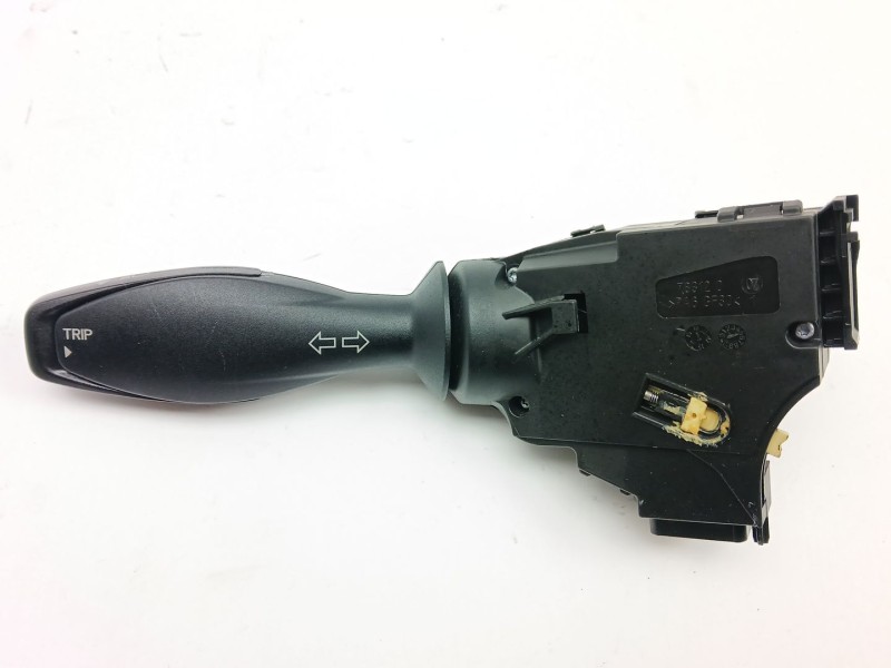 Recambio de mando intermitentes para ford fiesta (ccn) 1.0 ecobost referencia OEM IAM 8A6T13335BC  