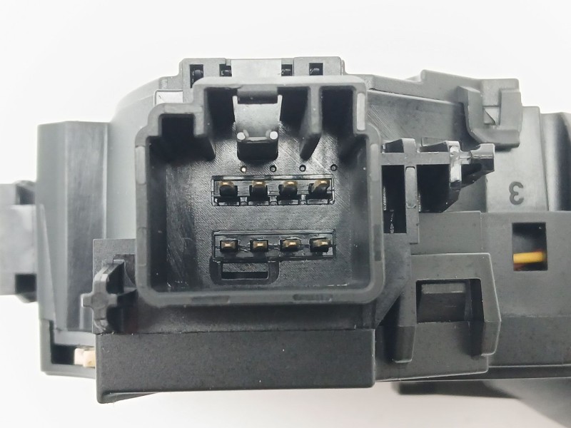 Recambio de mando intermitentes para ford fiesta (ccn) 1.0 ecobost referencia OEM IAM 8A6T13335BC  