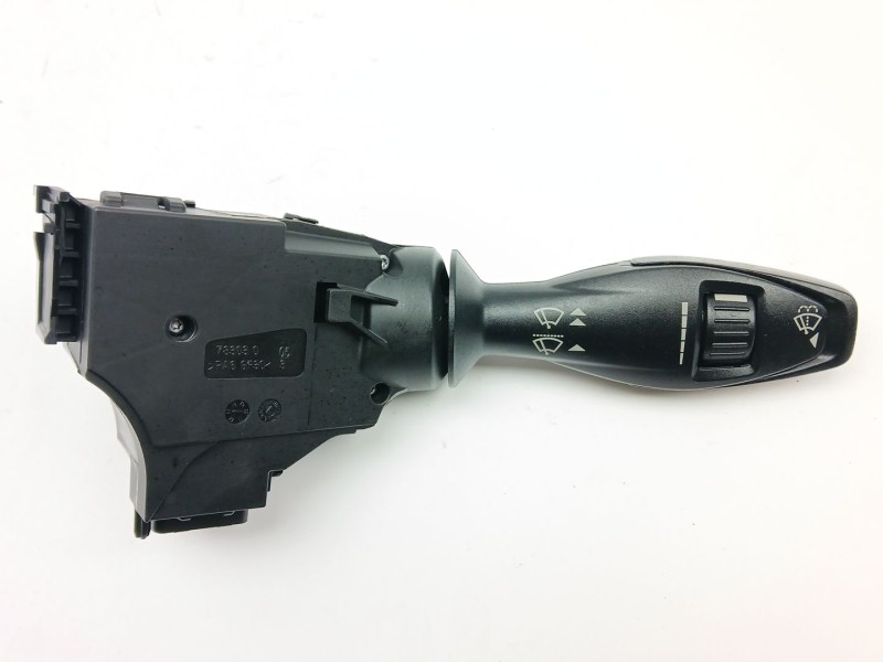 Recambio de mando limpia para ford fiesta (ccn) 1.0 ecobost referencia OEM IAM 8A6T17A553AC  