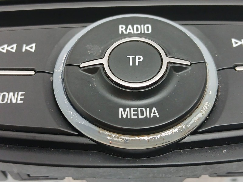 Recambio de sistema audio / cd para opel corsa e (x15) 1.3 cdti (08, 68) referencia OEM IAM 39012675  