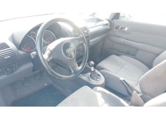 audi a2 (8z0) del año 2000 2