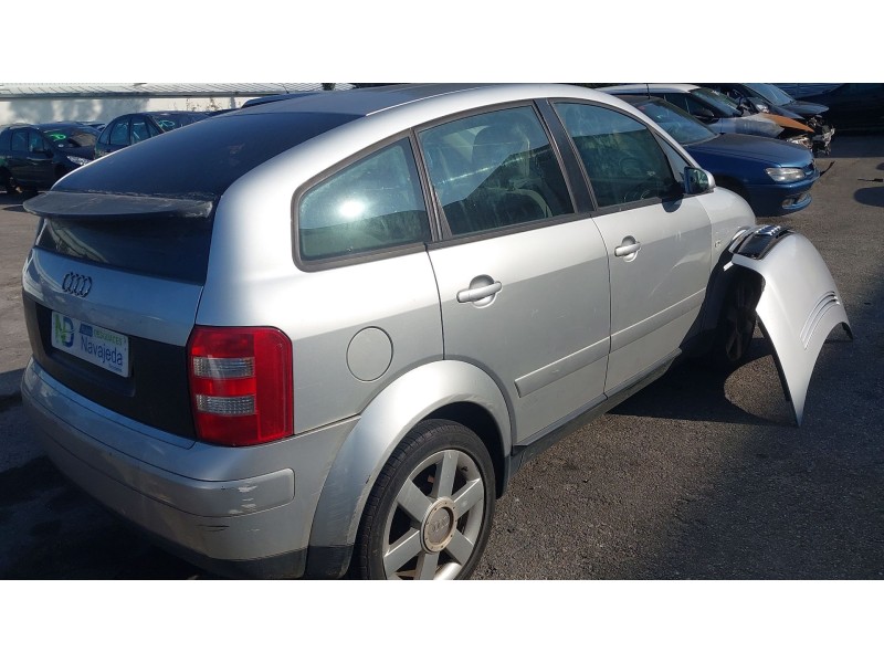 audi a2 (8z0) del año 2000