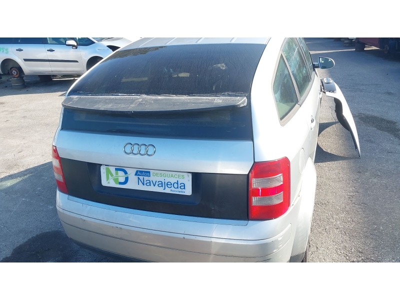 audi a2 (8z0) del año 2000