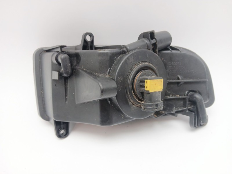 Recambio de faro antiniebla derecho para audi a4 b8 avant (8k5) 1.8 tfsi quattro referencia OEM IAM 8K0941700B  