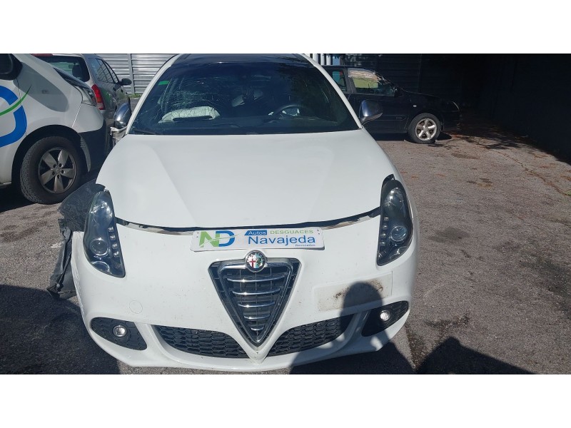 alfa romeo giulietta (940_) del año 2011