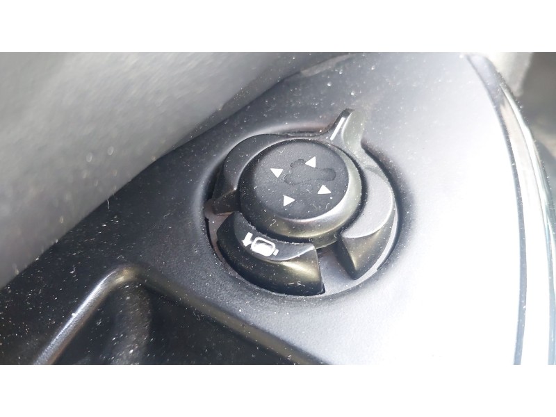 alfa romeo giulietta (940_) del año 2011