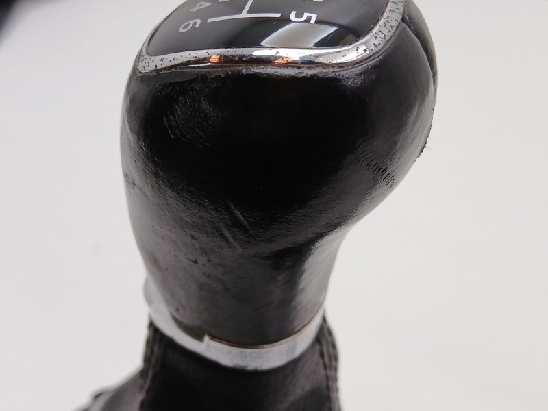 Recambio de palanca cambio para skoda superb iii (3v3) 2.0 tdi referencia OEM IAM 3Q0711049AA 3Q0711266C 3Q0711625C