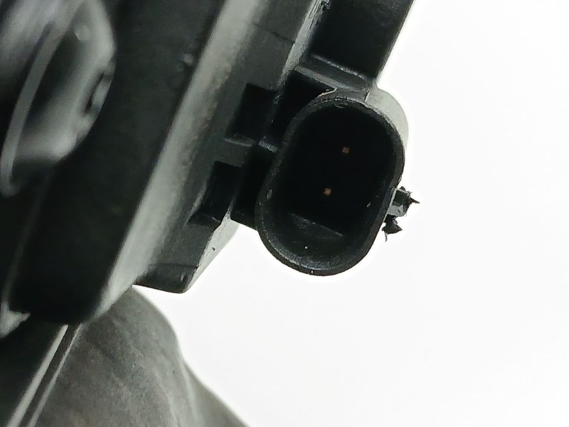 Recambio de tapa exterior combustible para skoda superb iii (3v3) 2.0 tdi referencia OEM IAM 3V5809702B 3V9809702B 3V5809702C