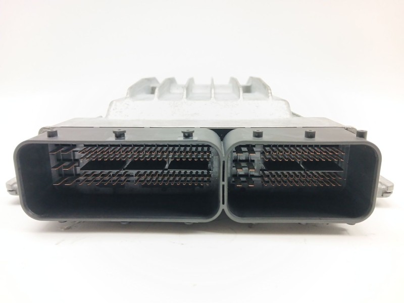 Recambio de centralita motor uce para bmw 1 (e81) 118 i referencia OEM IAM 7599881  5WK93729