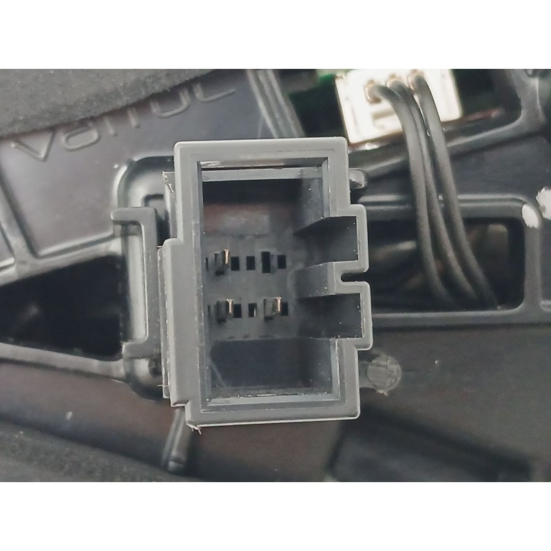 Recambio de piloto trasero izquierdo interior para skoda superb iii (3v3) 2.0 tdi referencia OEM IAM 3V5945307B  