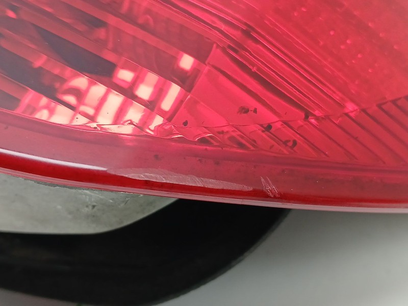 Recambio de piloto trasero derecho para bmw 1 (e81) 118 i referencia OEM IAM 716495605  