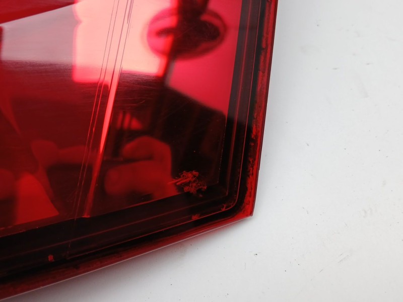 Recambio de piloto trasero derecho para skoda superb iii (3v3) 2.0 tdi referencia OEM IAM 3V5945208A  