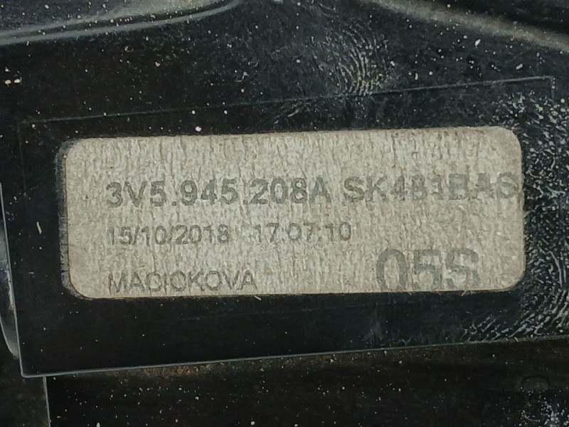 Recambio de piloto trasero derecho para skoda superb iii (3v3) 2.0 tdi referencia OEM IAM 3V5945208A  