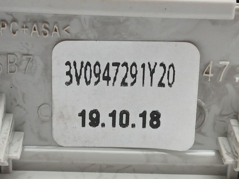 Recambio de luz interior para skoda superb iii (3v3) 2.0 tdi referencia OEM IAM 3V0947291Y20  