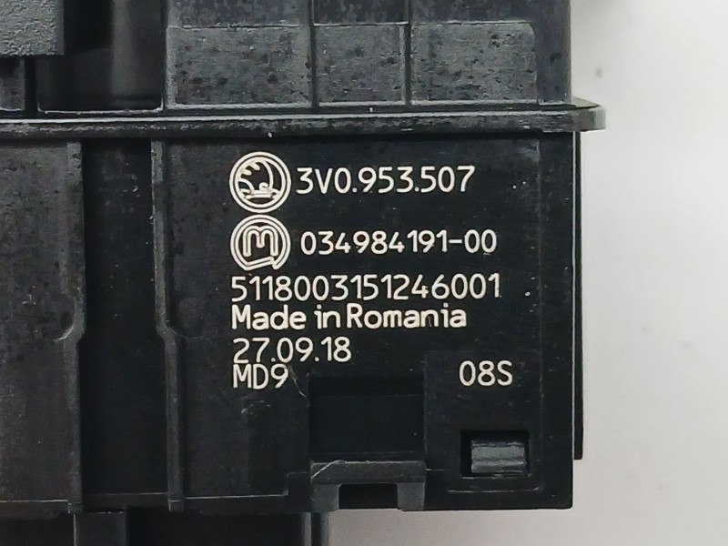 Recambio de warning para skoda superb iii (3v3) 2.0 tdi referencia OEM IAM 3V0953507  034984191