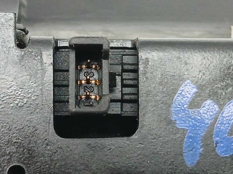 Recambio de cerradura maletero / porton para volkswagen touareg (7la, 7l6, 7l7) 2.5 r5 tdi referencia OEM IAM 7L6827505H  