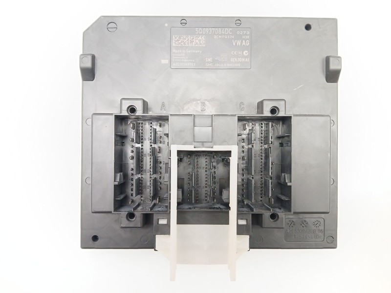 Recambio de modulo electronico para skoda superb iii (3v3) 2.0 tdi referencia OEM IAM 5Q0937084DC  A2C15769703