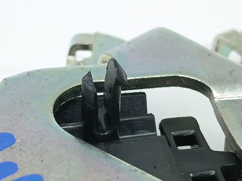 Recambio de cerradura maletero / porton para skoda superb iii (3v3) 2.0 tdi referencia OEM IAM 3V0827505C  