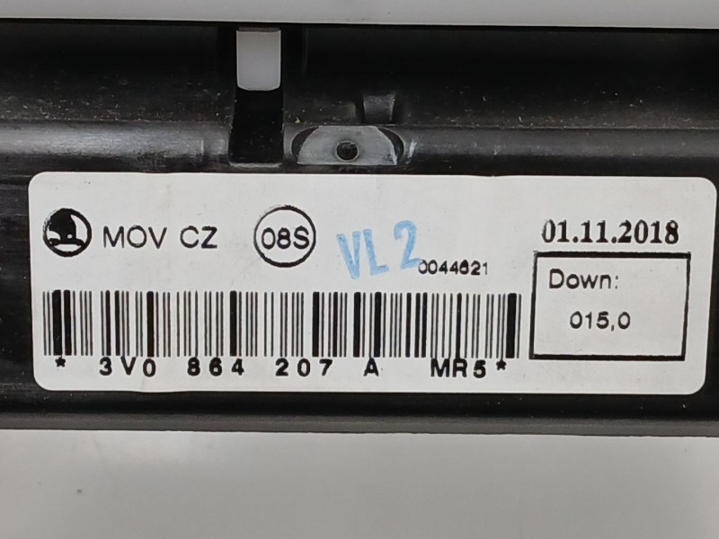 Recambio de apoyabrazos central para skoda superb iii (3v3) 2.0 tdi referencia OEM IAM 3V0864207A  